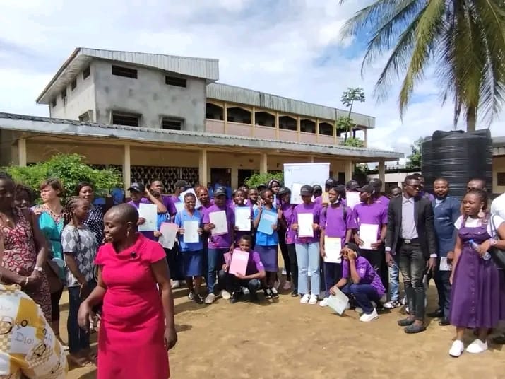 Membres et apprenants de COOP-CA INSELAGRIL